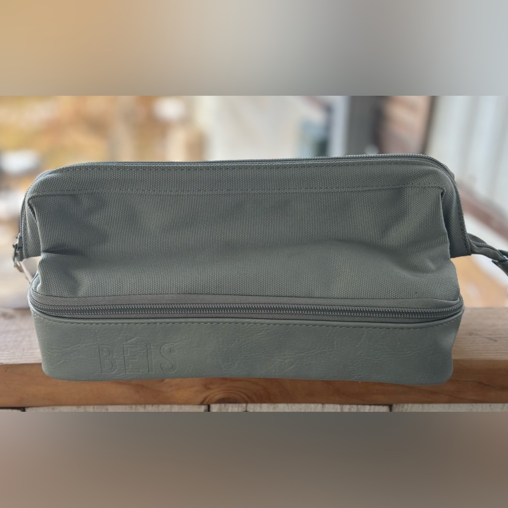 🩶 BEIS Dopp Kit – Slate🩶